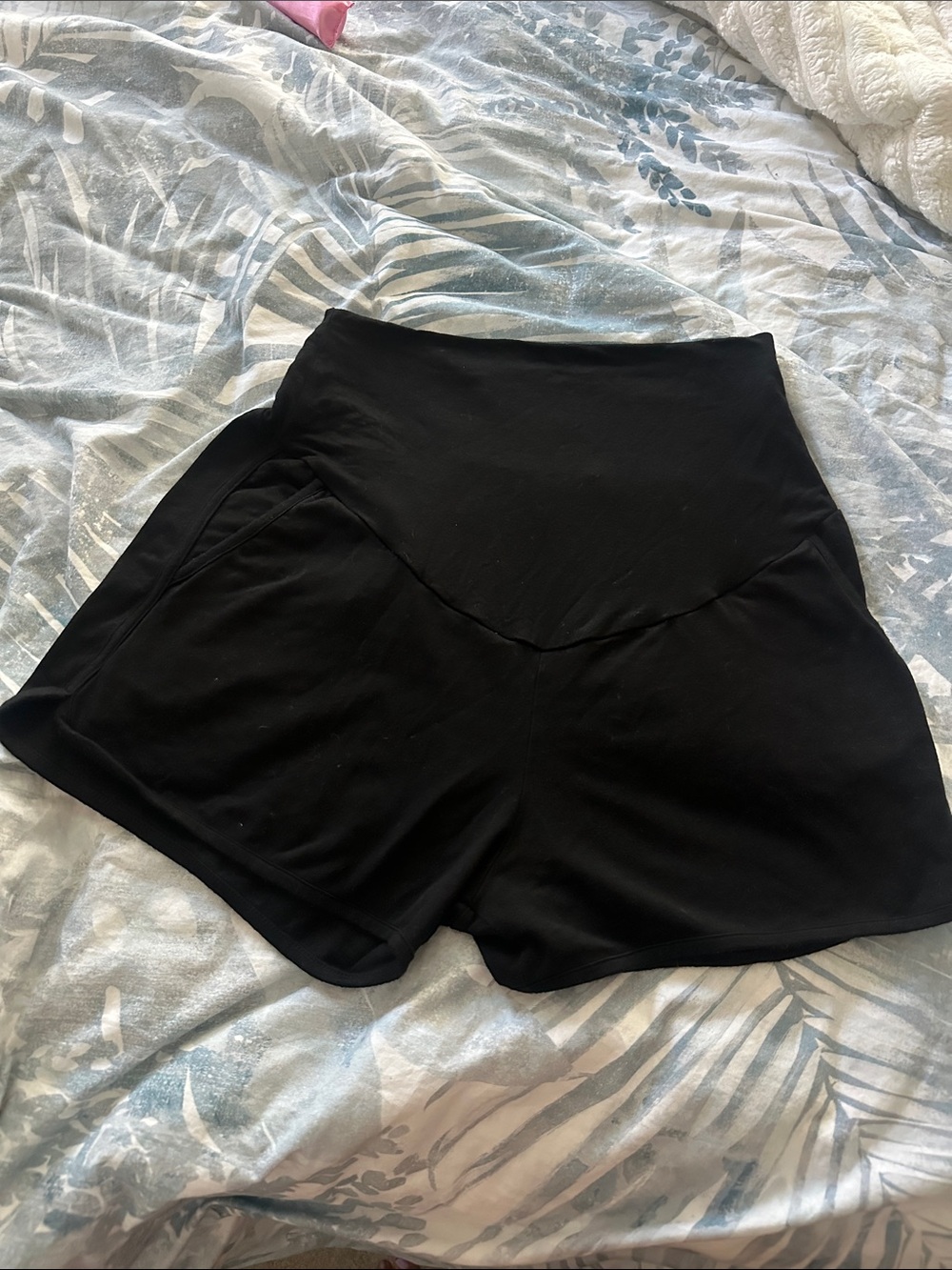 Brand New Black Women’s maternity Shorts